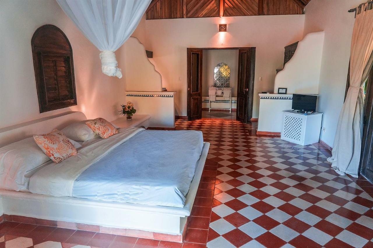 Hotel Costa Las Ballenas Лас Терренас Экстерьер фото
